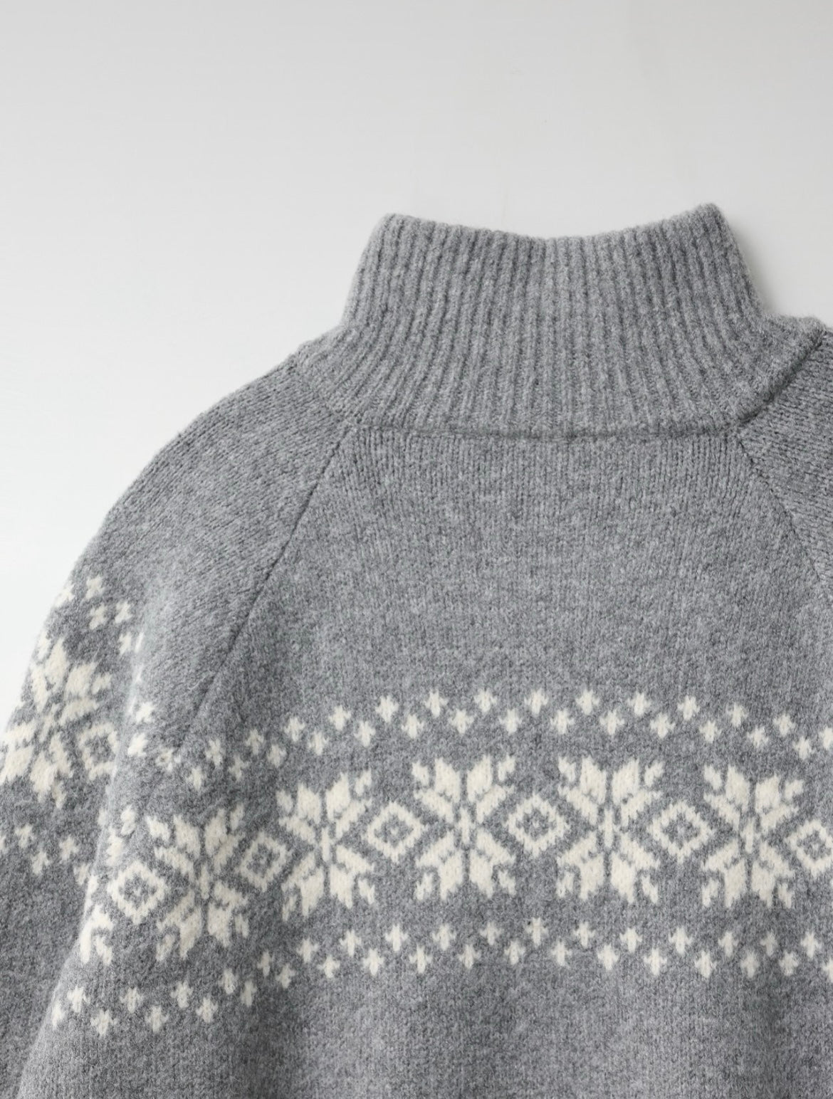 Snowflake Nordic Winter Zip-Up