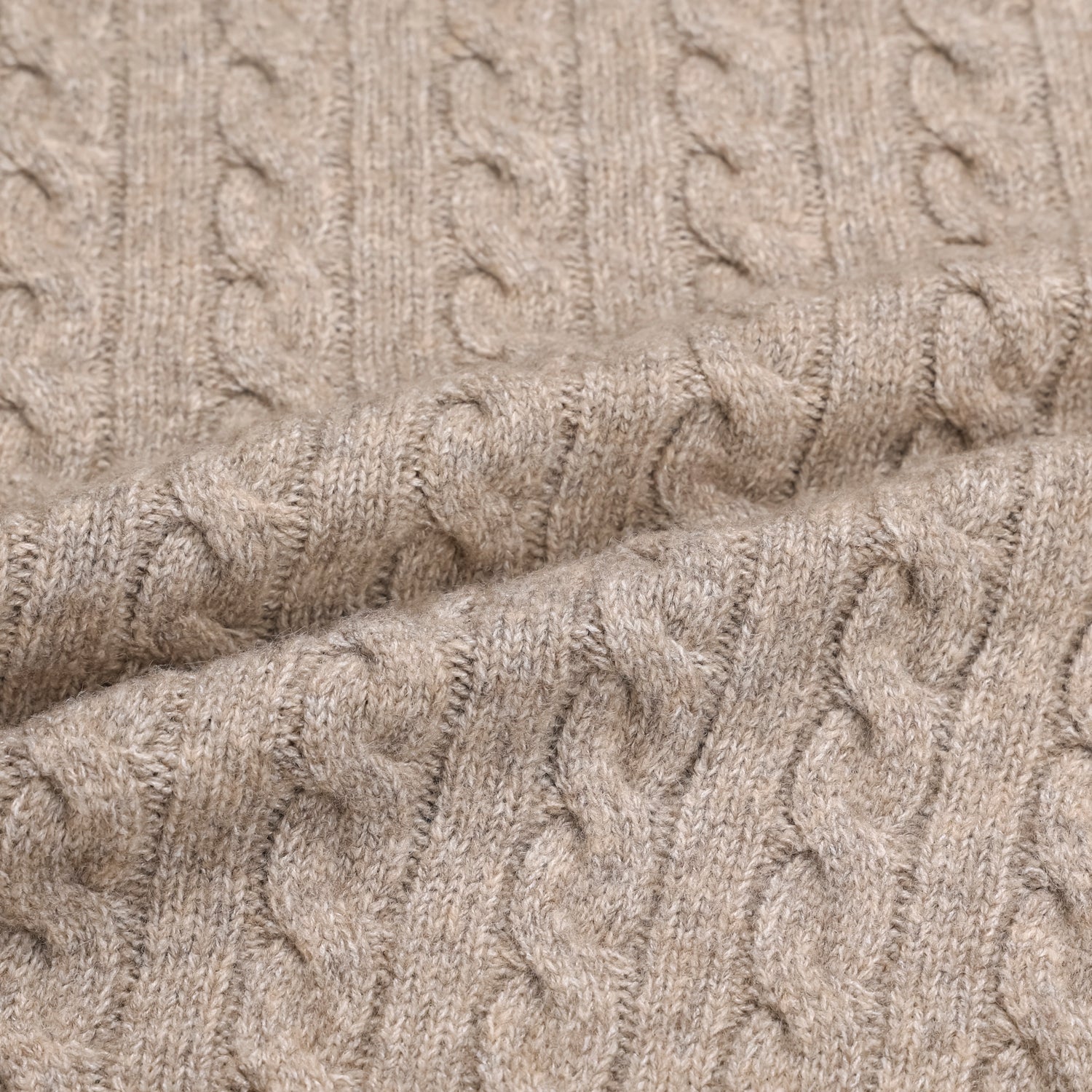 Cropped Cable Soft Wool Knit