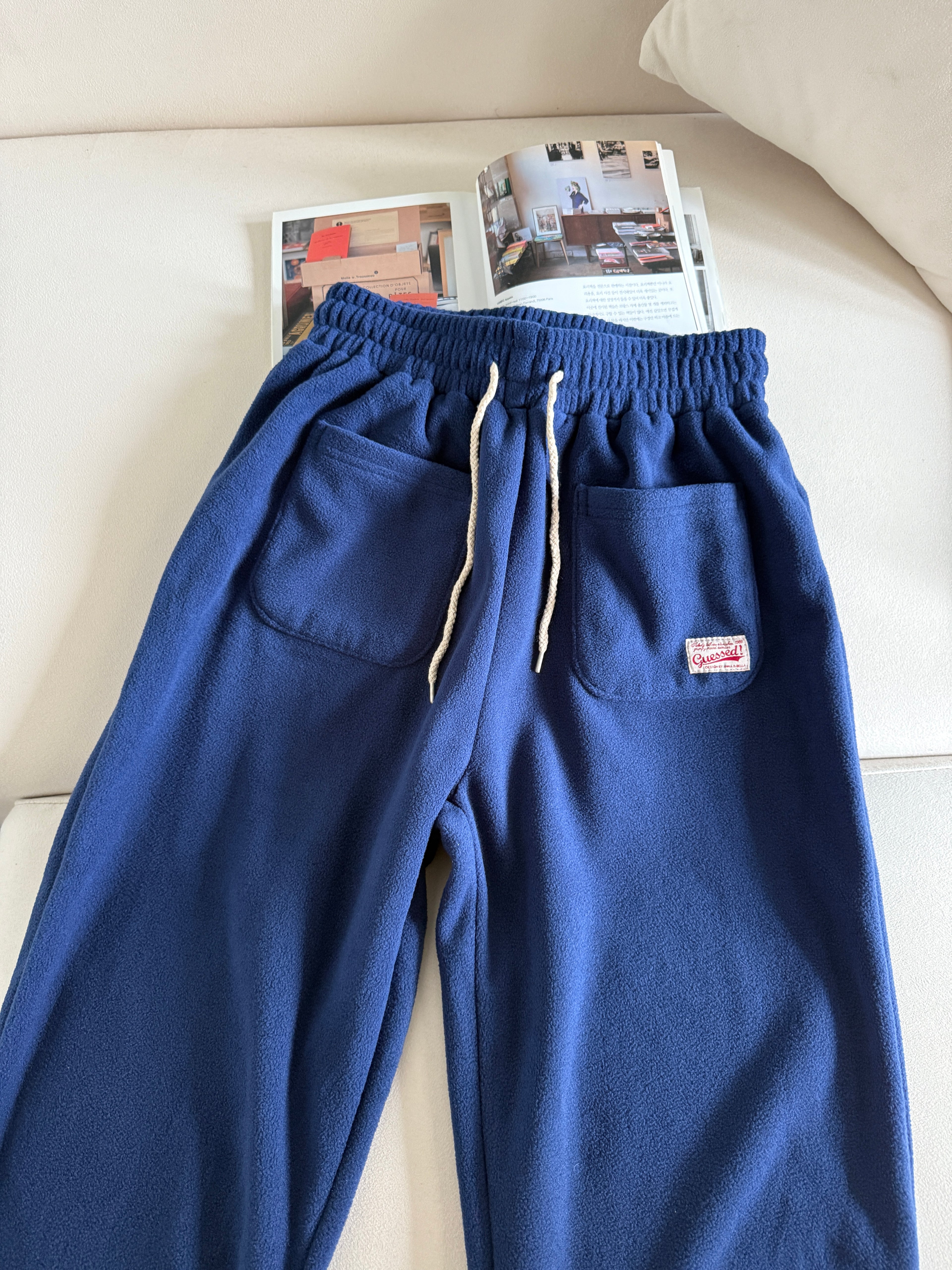 Warm Fleece Twin-Pocket Joggers
