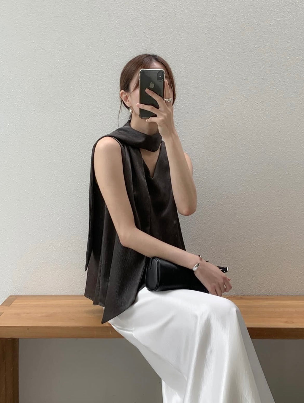 Tie Sleeveless Blouse