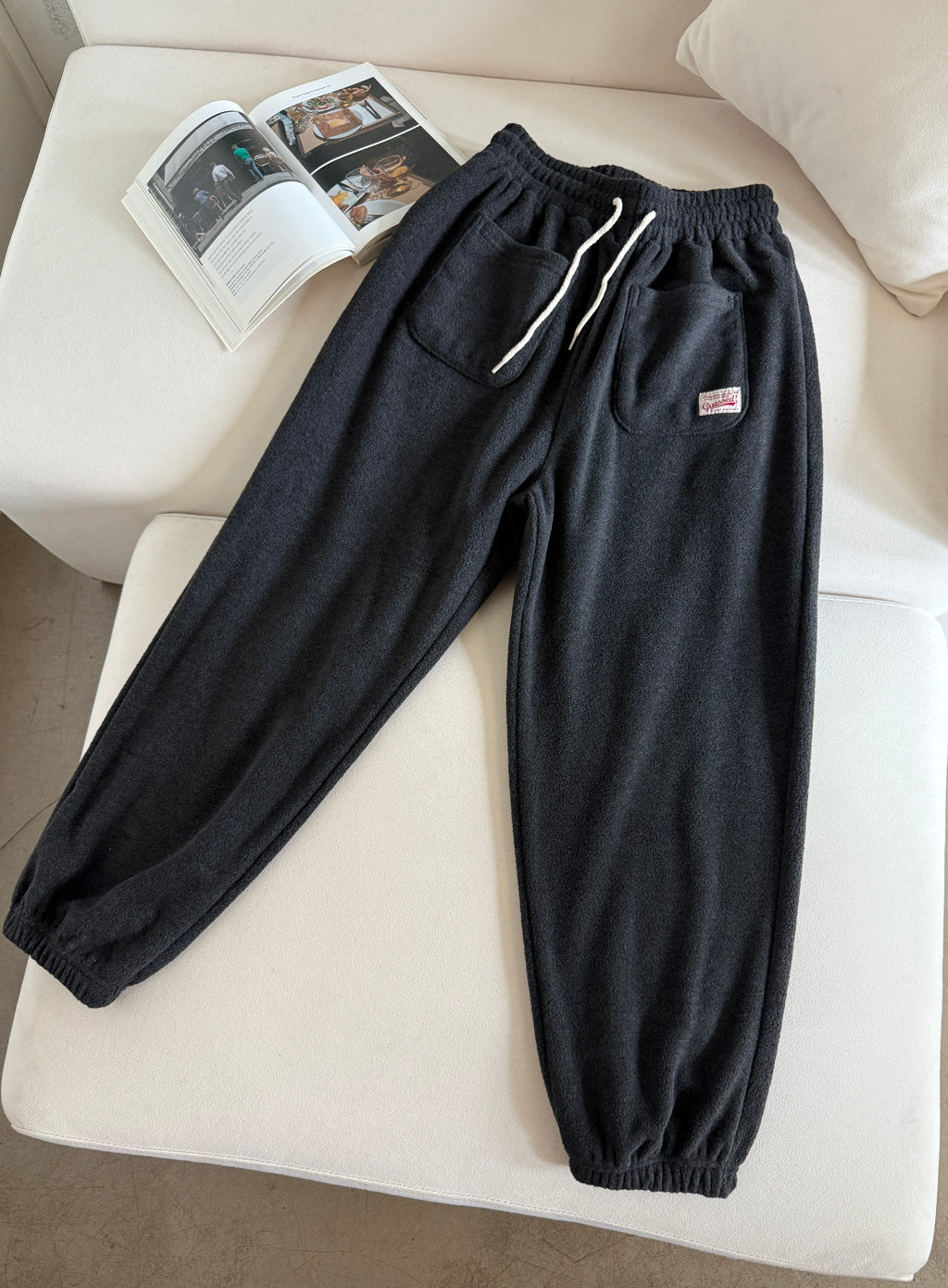 Warm Fleece Twin-Pocket Joggers