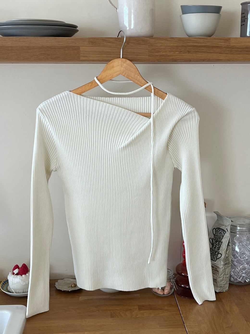 Soft Drape Shoulder Ribbed Knit