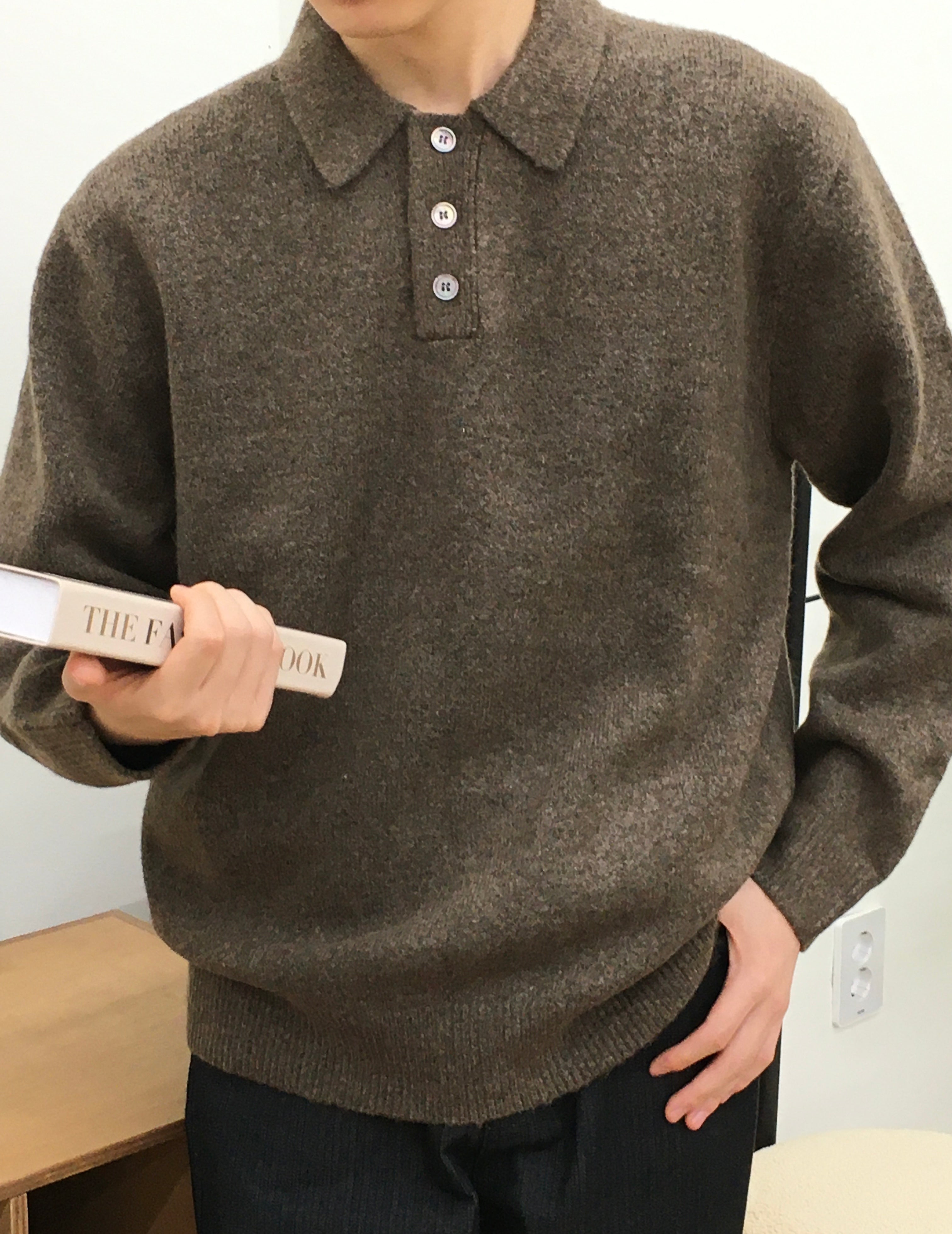 Heritage 5-Gauge Button Collar Knit