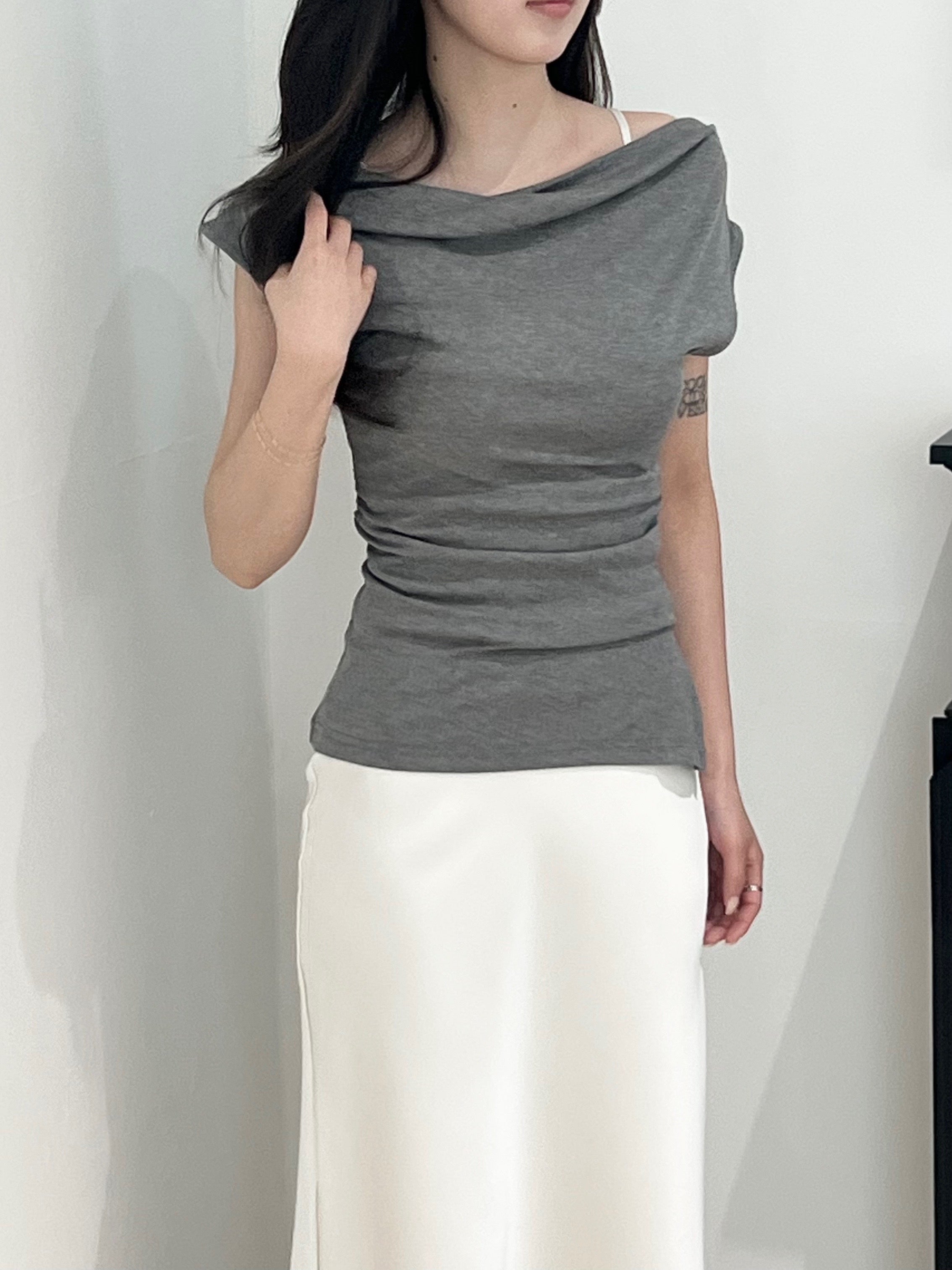 Draped Shirring Boatneck Top