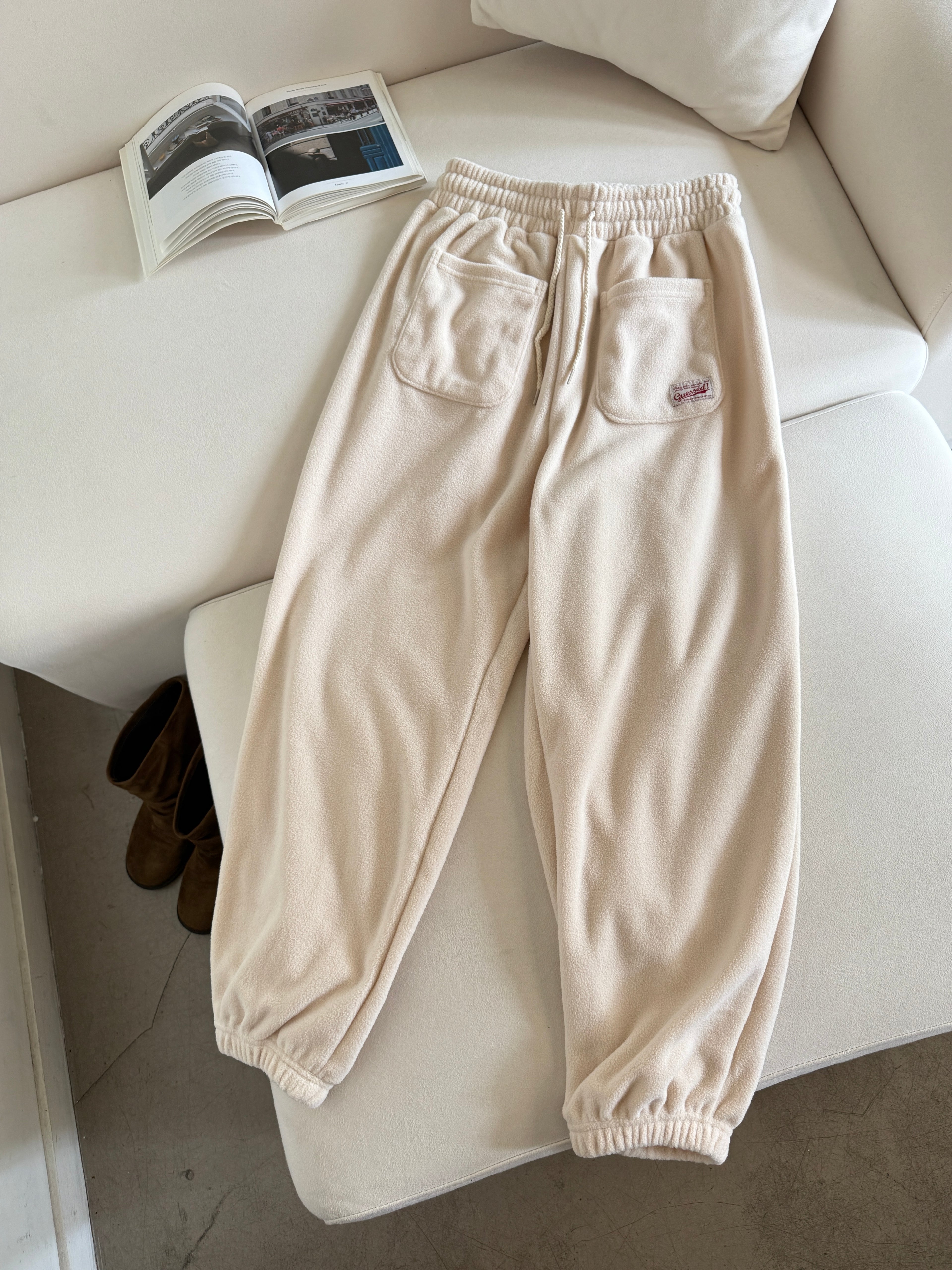 Warm Fleece Twin-Pocket Joggers