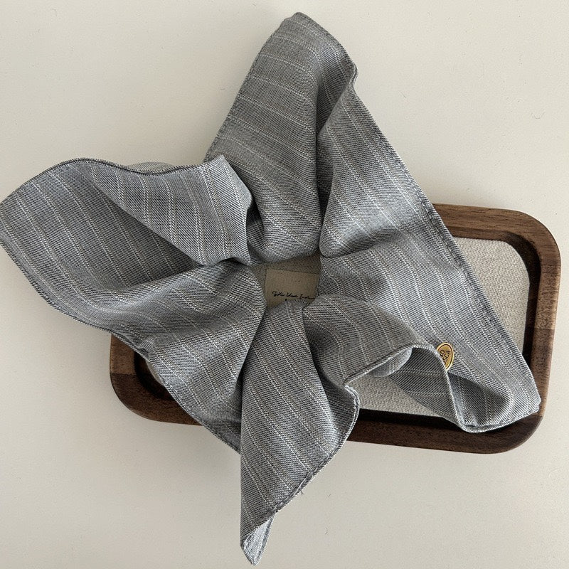 [Medium] Striped Square Oversized Scrunchie / Gestreiftes Quadratisches Oversize-Scrunchie